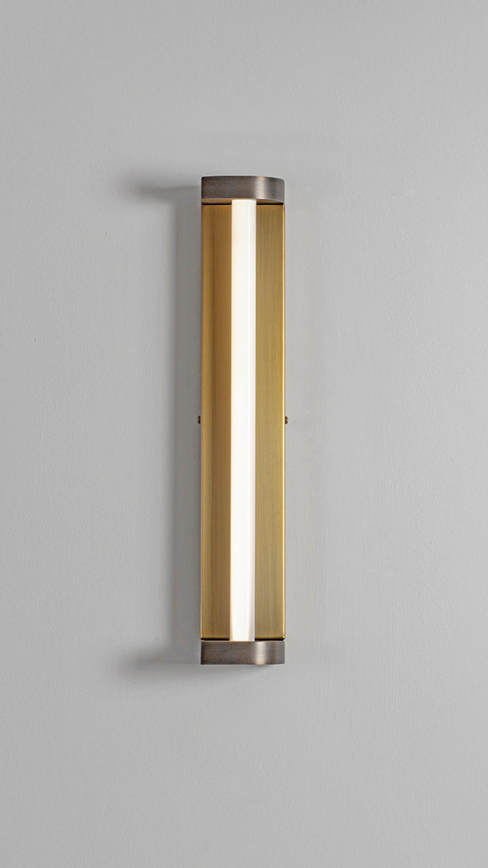 ROUNDED CORNER – WALL LIGHT - Peter Staunton Design Studio