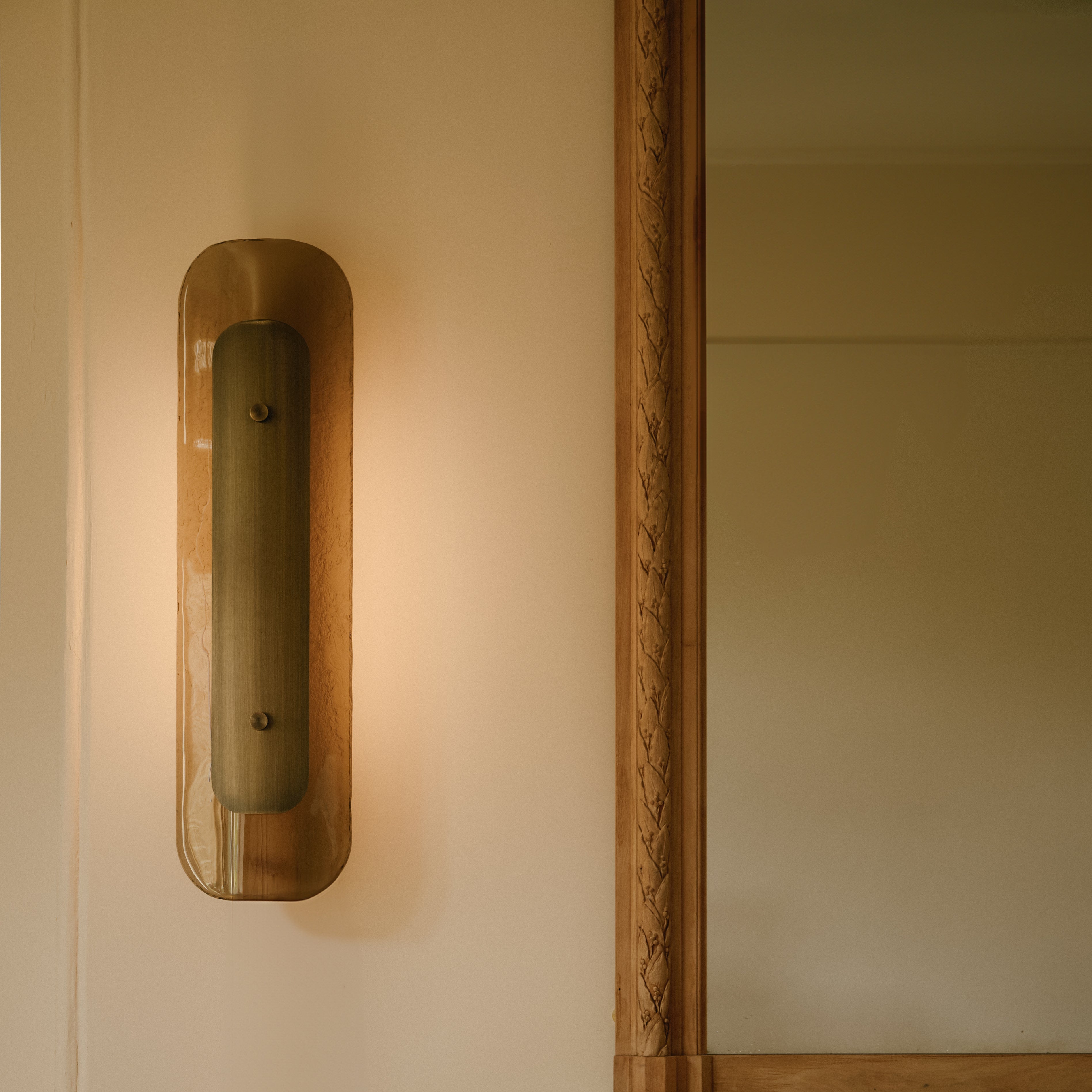 Contour Wall Light
