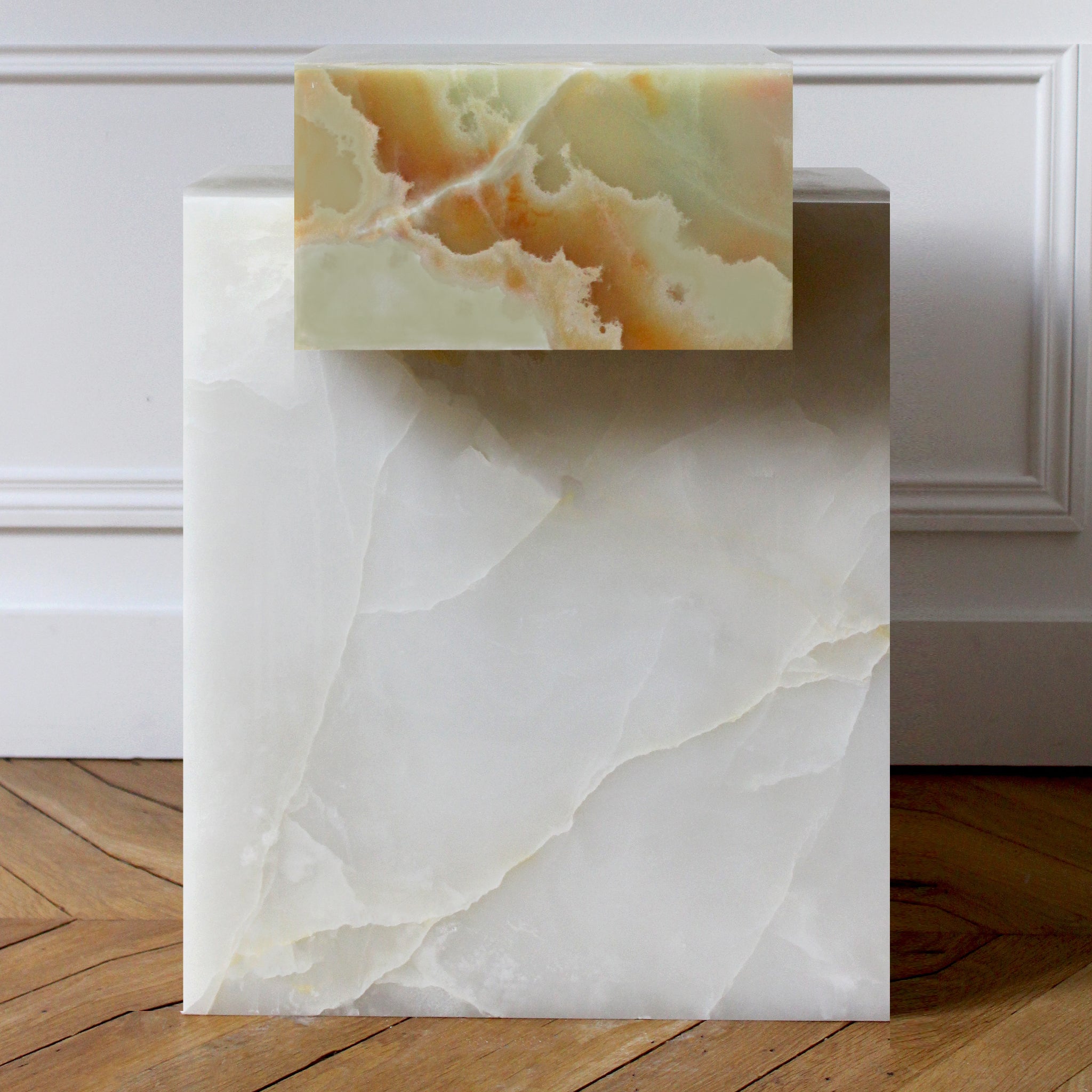 Gaia White And Green Luxury Designer Onyx Table