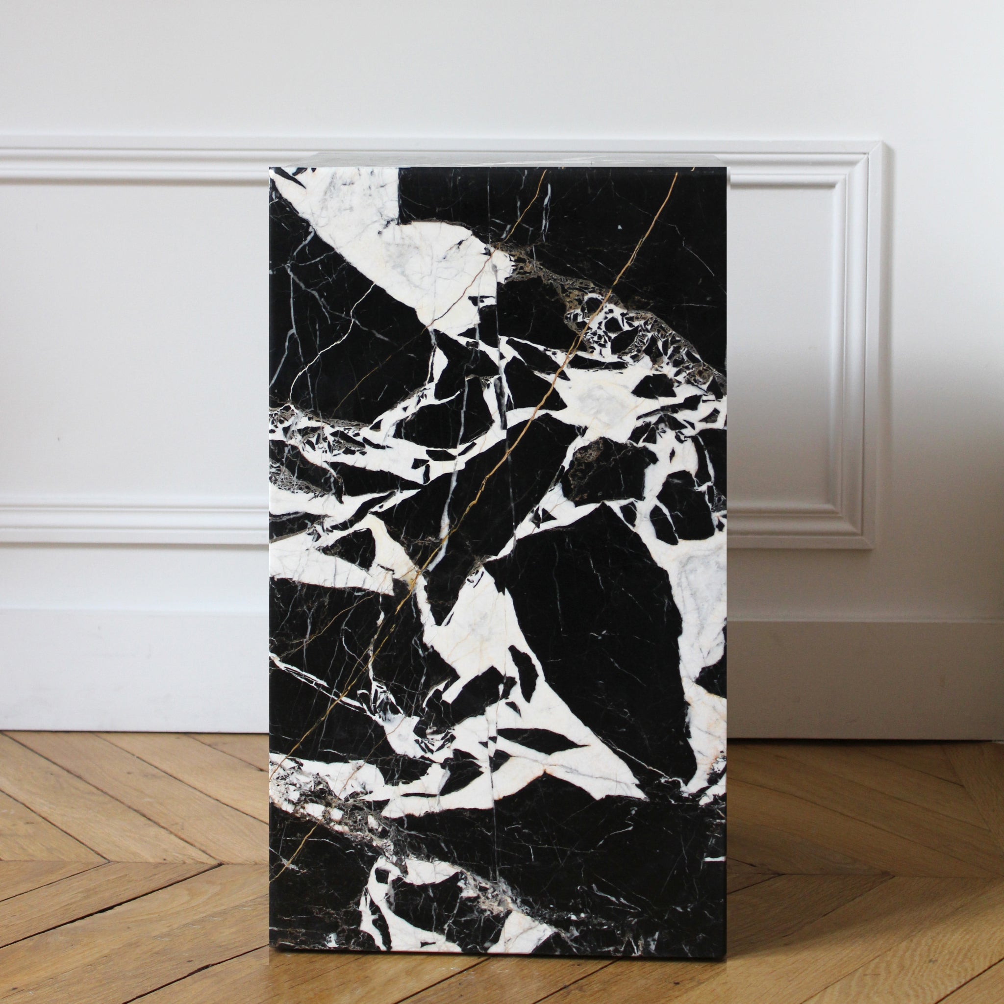 Grand Antique Luxury Designer Marble Plinth