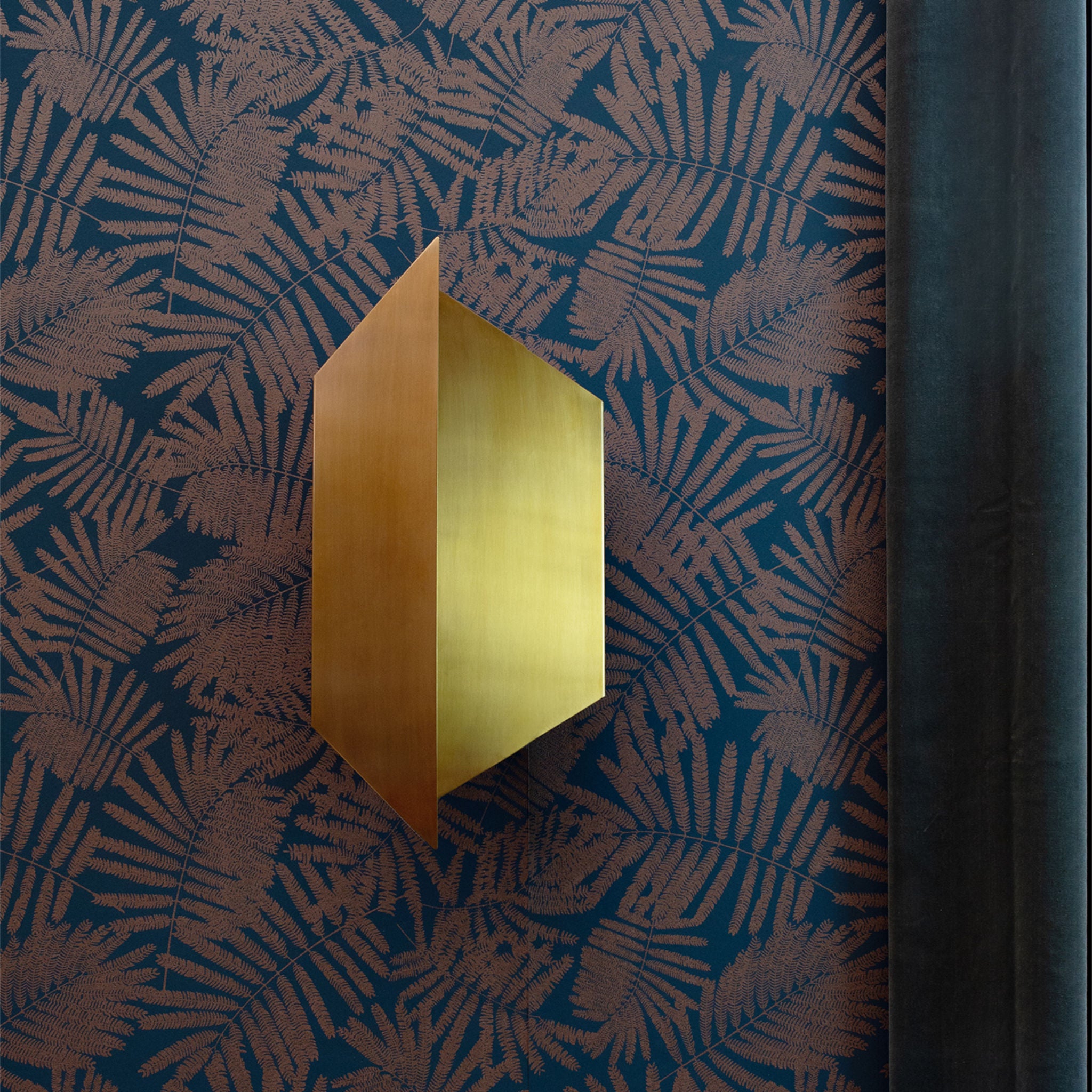 Hera Luxury Designer Wall Light