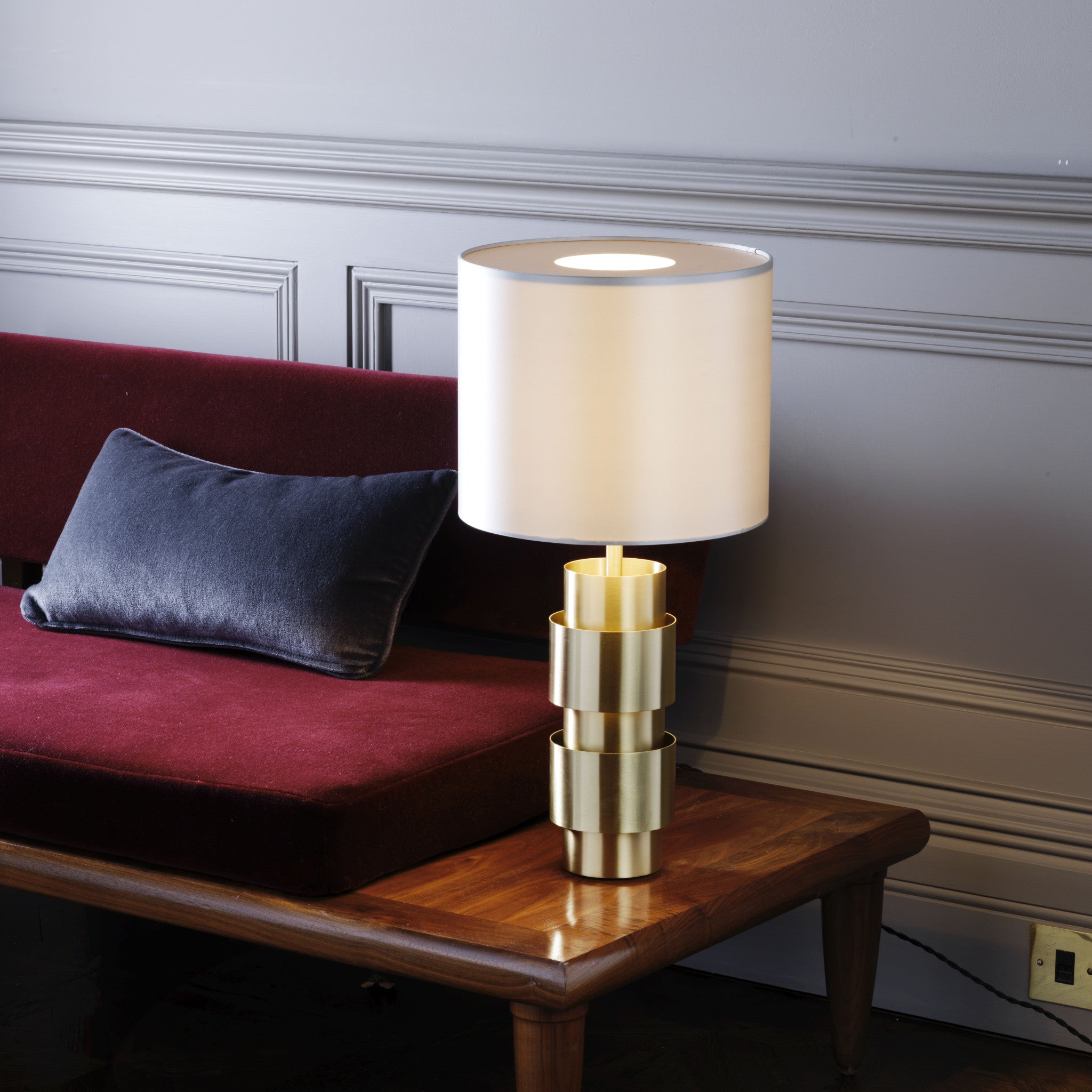 Ring Luxury Designer Table Lamp