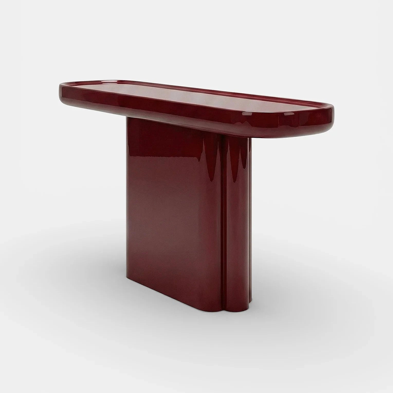 Ugo Bordeaux Lacquered Wood