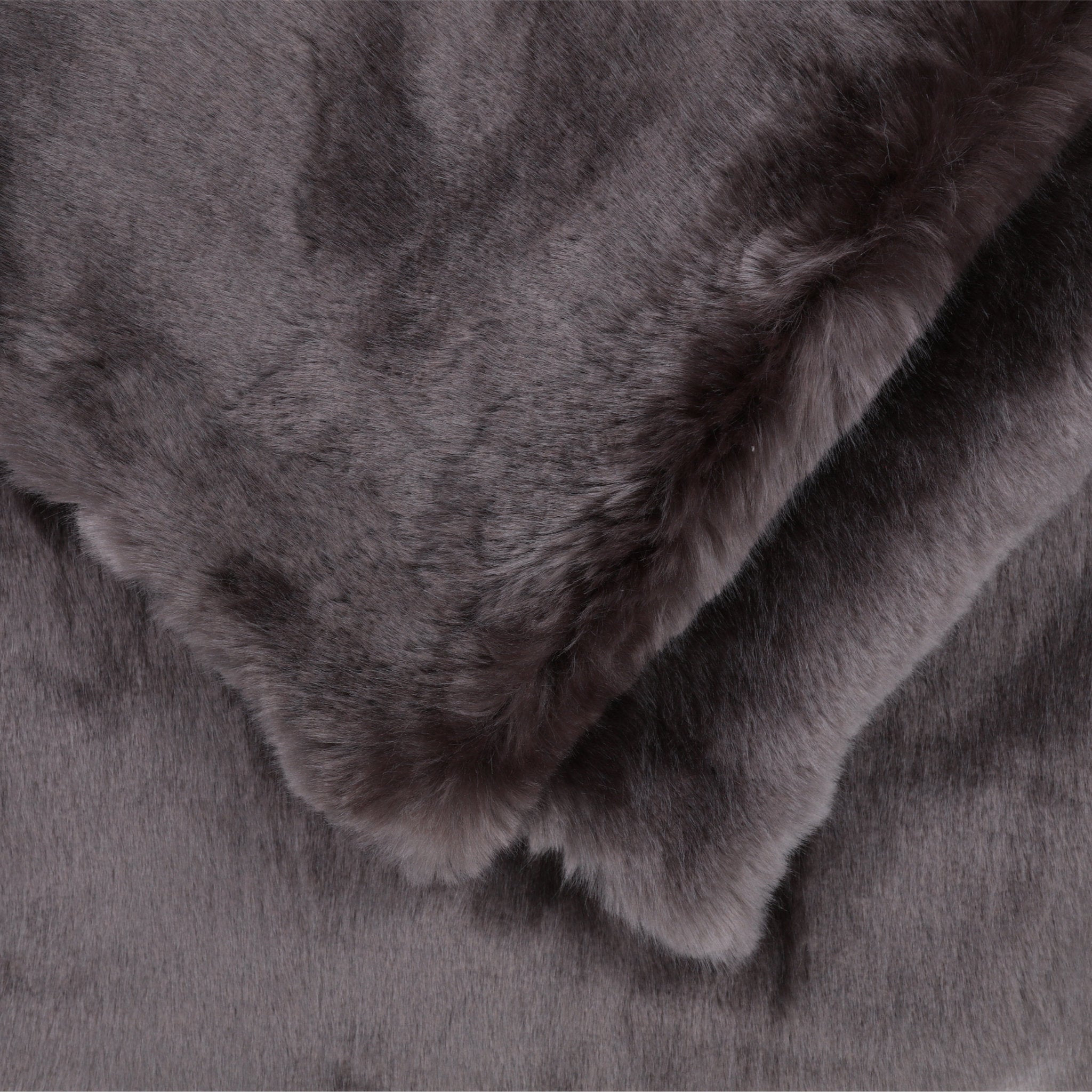 Agouti Faux Fur Luxury Throw