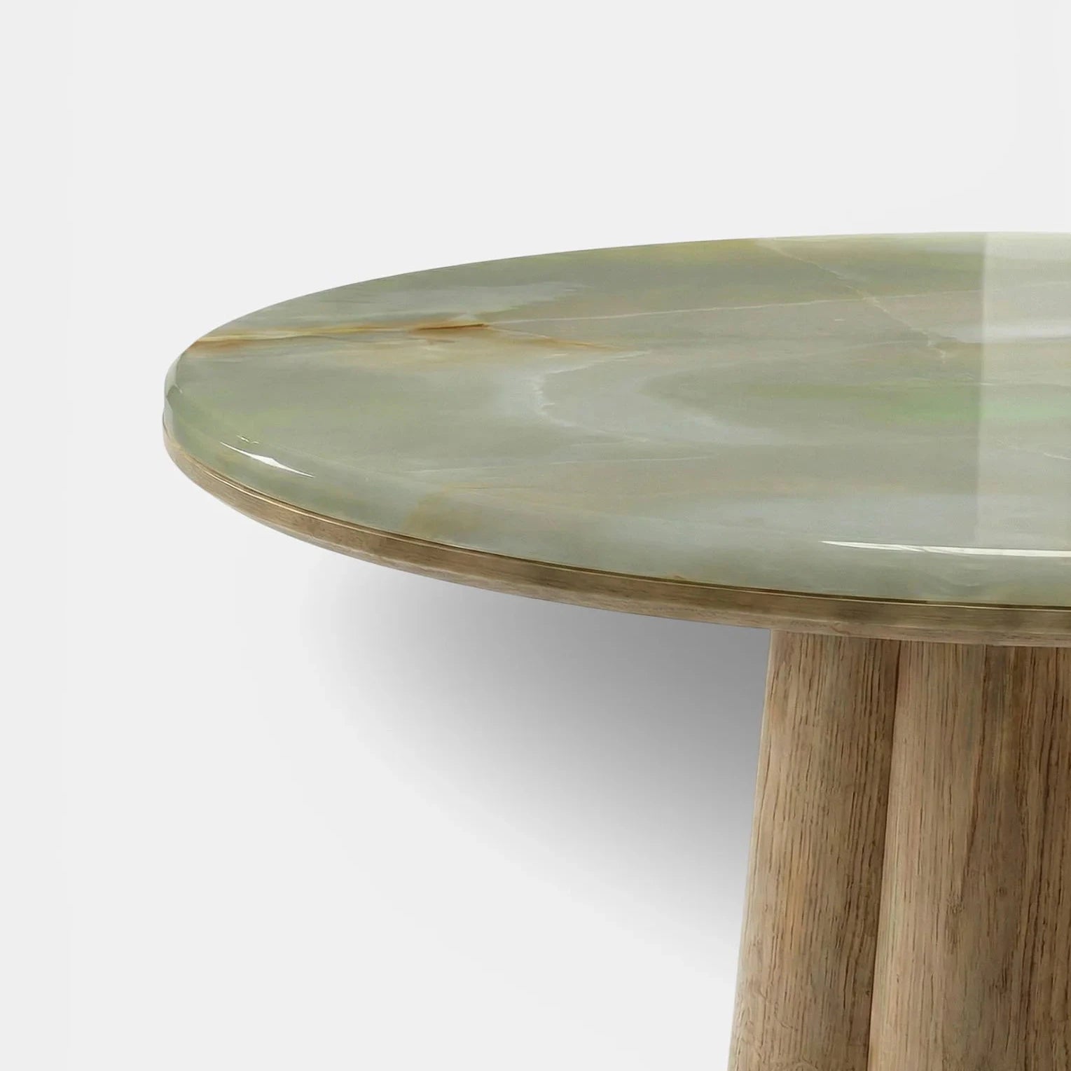Poli Oak And Green Onyx